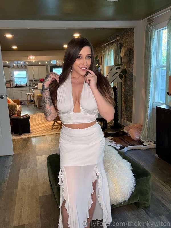 Do you like my outfit? 😍
