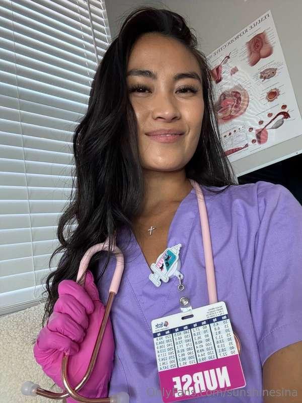 Do you think I look cute in purple scrubs? 💜