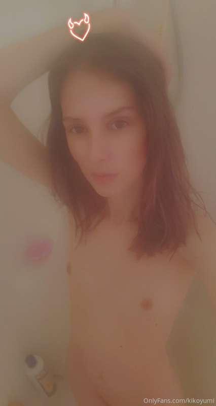 I just love hot steamy showers