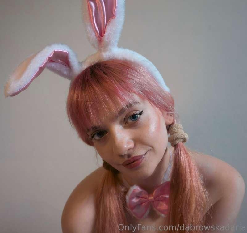 Wanna see me in a bunny cosplay? 🐇🐰🥰