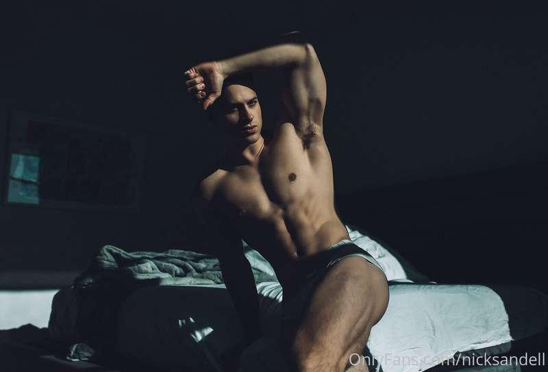 🥱  By: Randygophoto