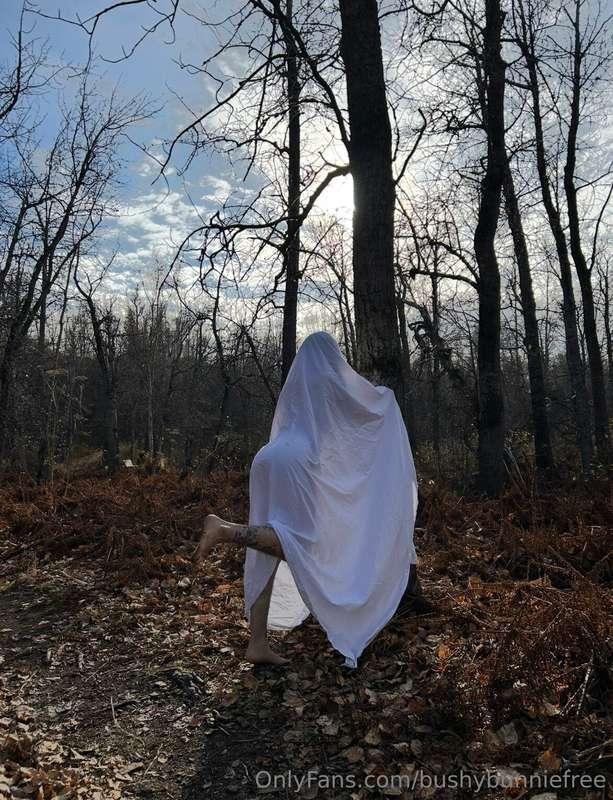 Bunnie’s 13 Days of Halloween 🎃 the GhostNSFW pics and vids ..