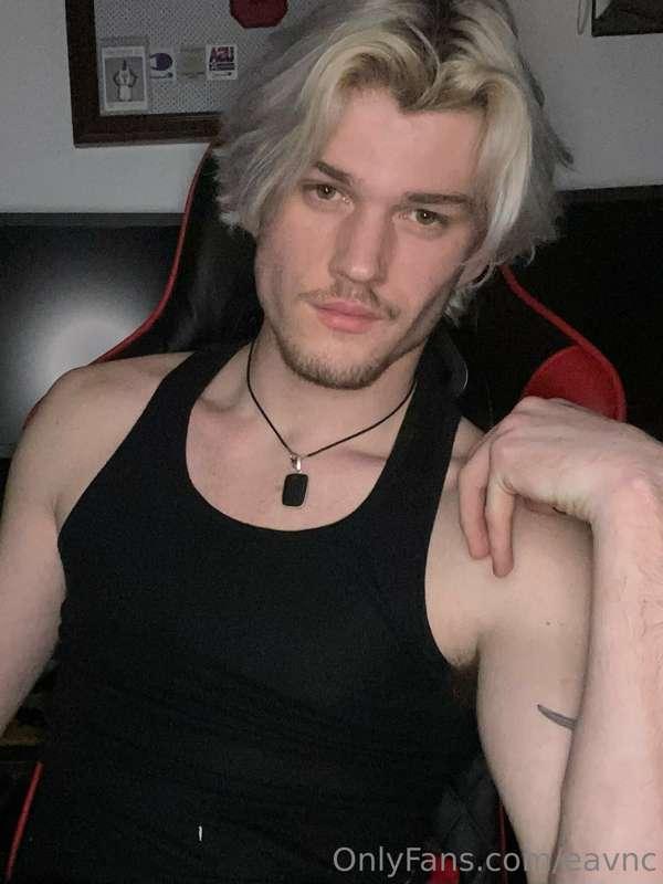 eavnc main image