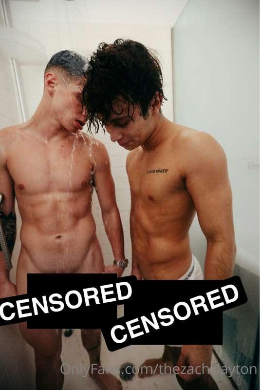 hit the shower with @diegosexclusive 💦 think we could use ur..