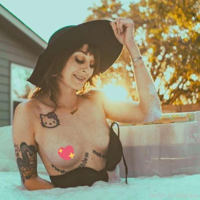 ☀️ I’m doing a 50% off multi month bundle on my VIP page @sa..