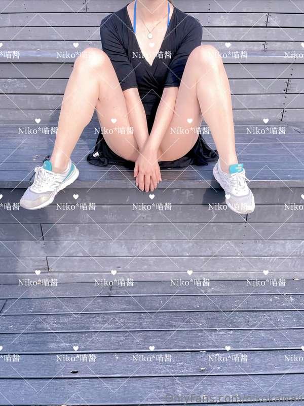 想問大家比較喜歡那種模式 1.每個月15元的訂閱費 2.看到想買的再付費  請大家多多給我意見好嗎？  I would ..