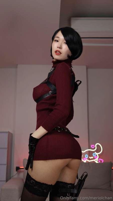 Hoping you'd notice me 👅DM me for Ada Wong cosplay video💕