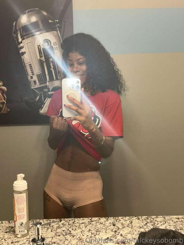 Phat pussy 🤩