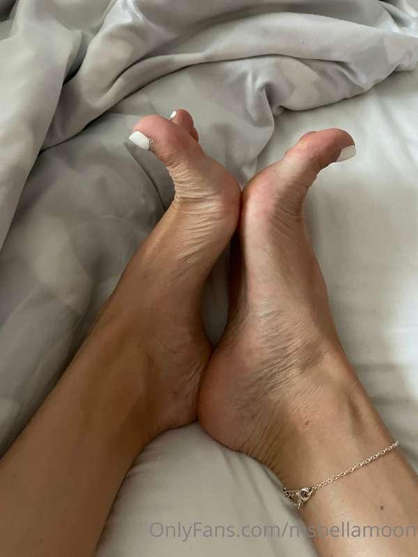 msbellamoon image #1