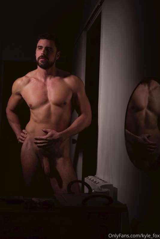 Dick shadow