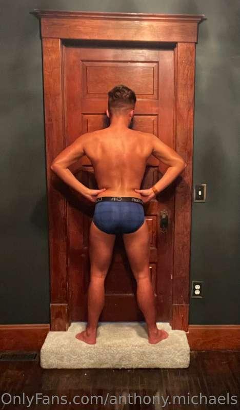 Back day 😈 #gymbro