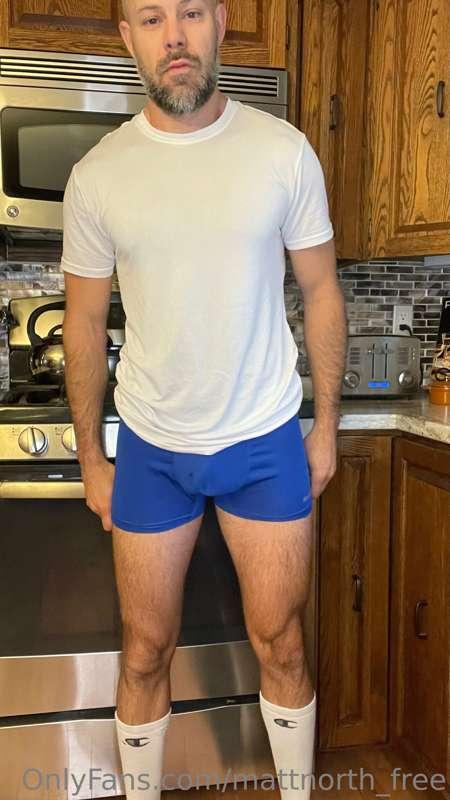 Take it off, take it all off...For access to all the pics in..