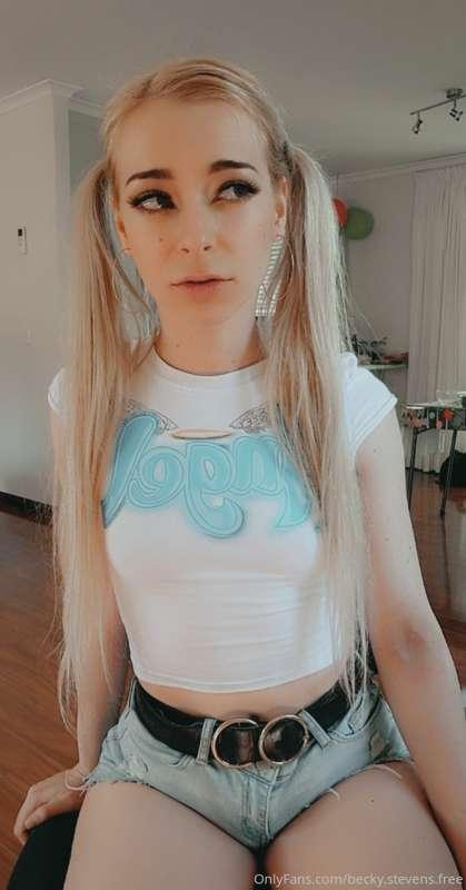 becky.savage.free image #3