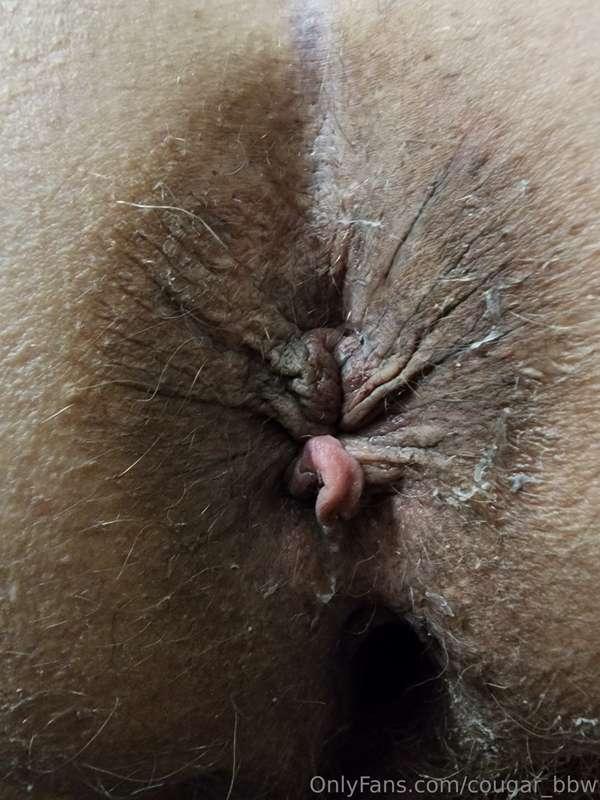 Someone asked for pictures of my asshole close up. I hope th..