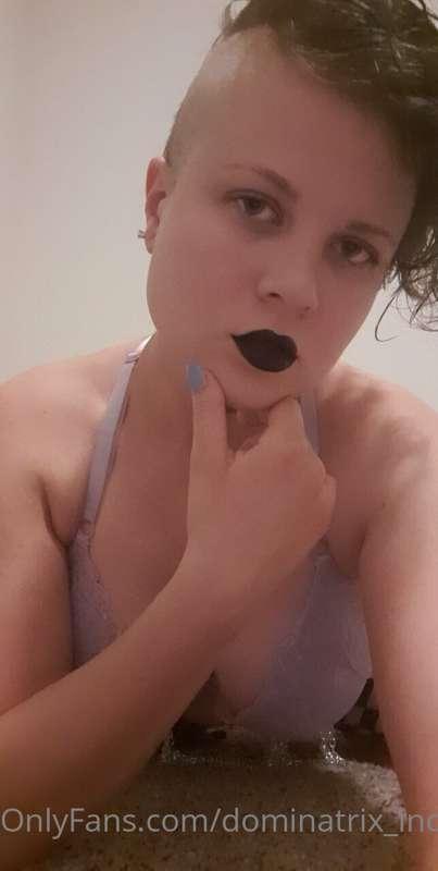 dominatrix_indigo main image