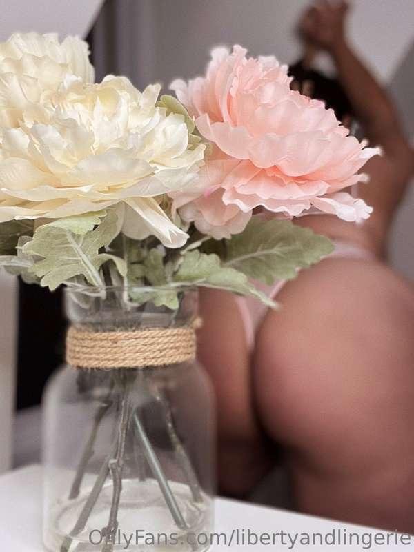 🌸