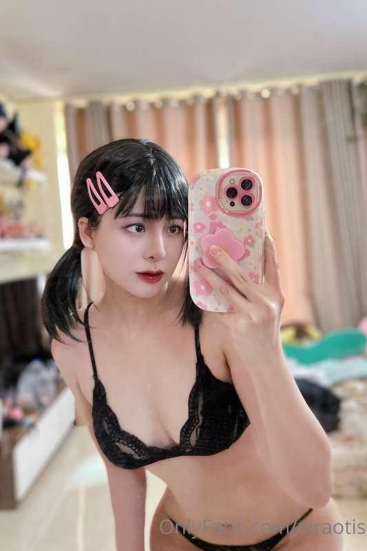 Your fave girl needs some spoiling now :)