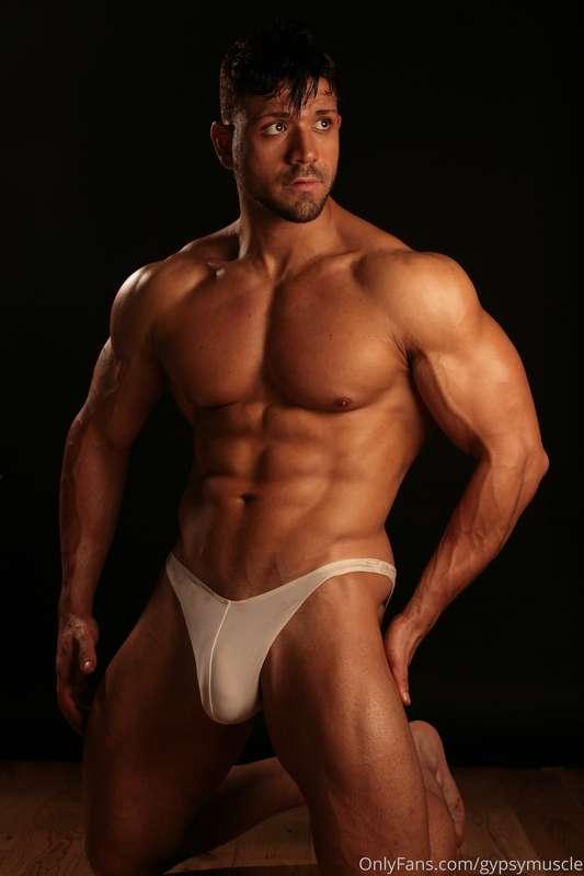 ThrowbackPril- The Leo cub series
