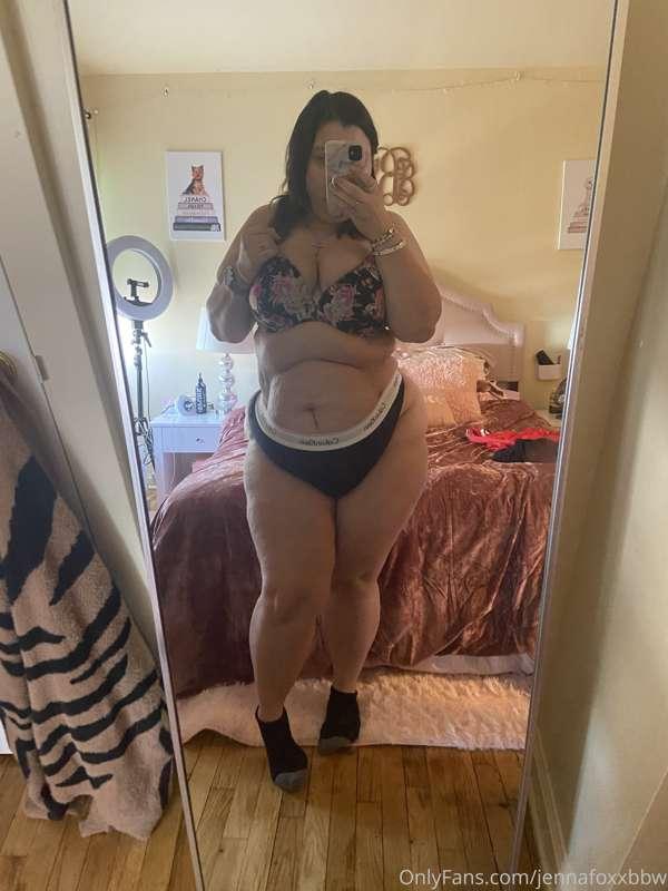 About to go get my nails done. Spoil me