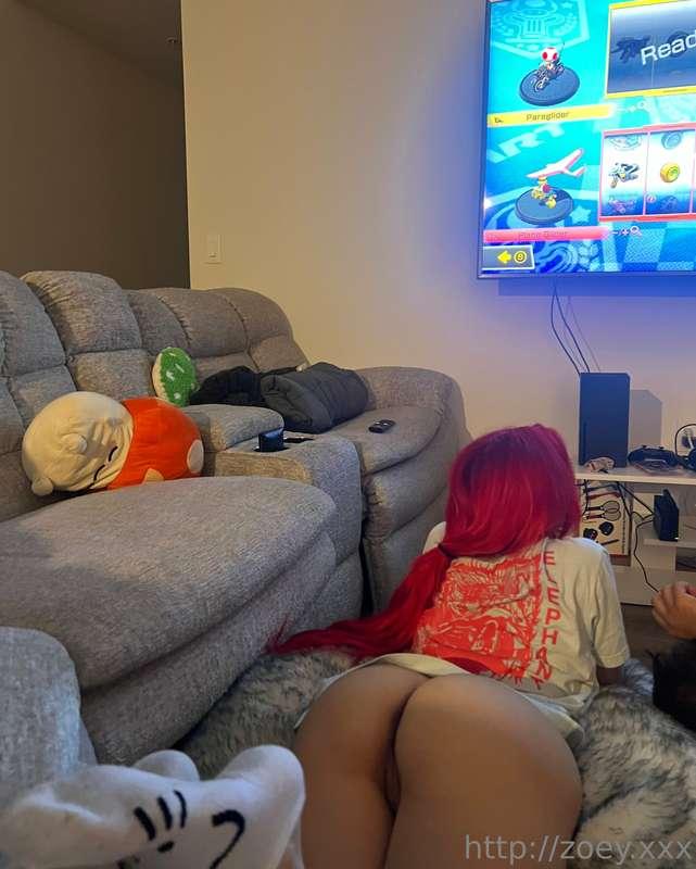 Mario kart, pizza and fuck all night?🥺