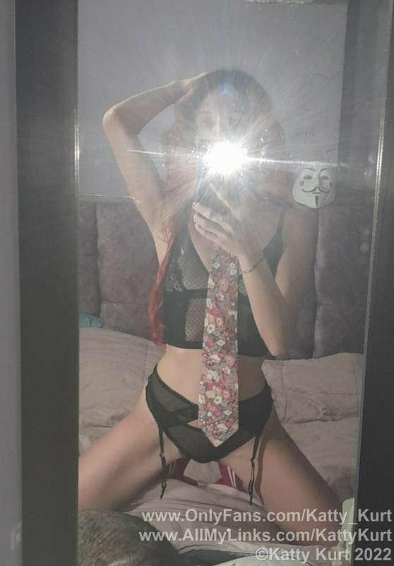 In lingerie for the first time ?
¿En lencería por primera ve..