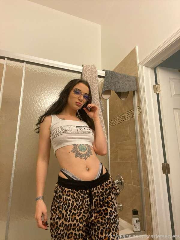 how was your day? i was on my free cams all day playing with..