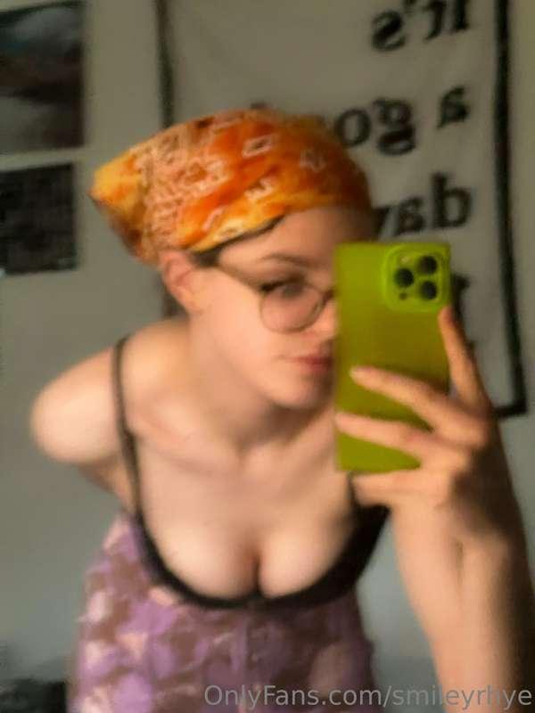 smileyrhye image #5