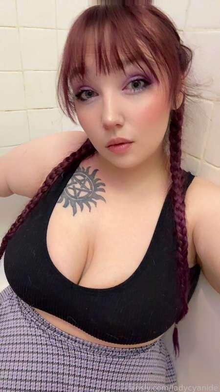 ladycyanide image #3