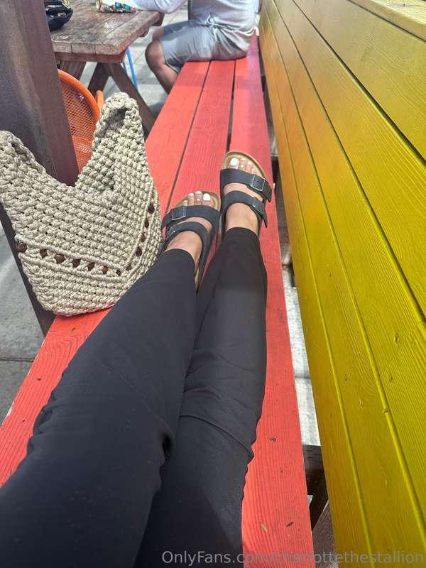 Yoga pants & birks are my fav combo