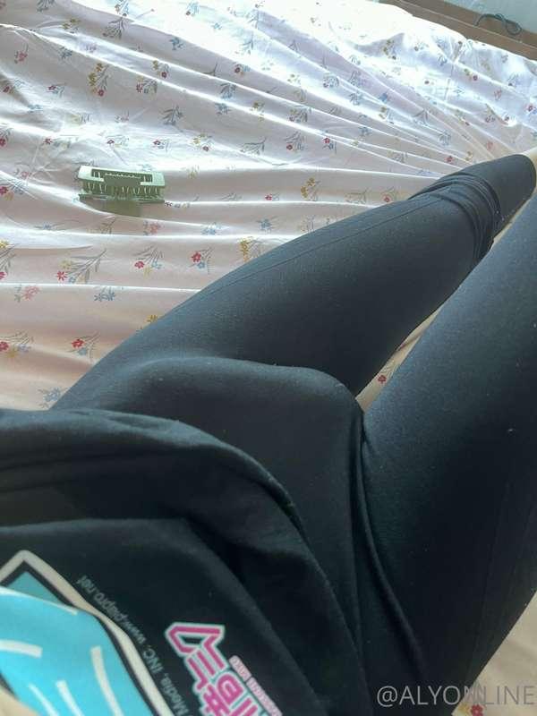 does my girl cock look nice in leggings?