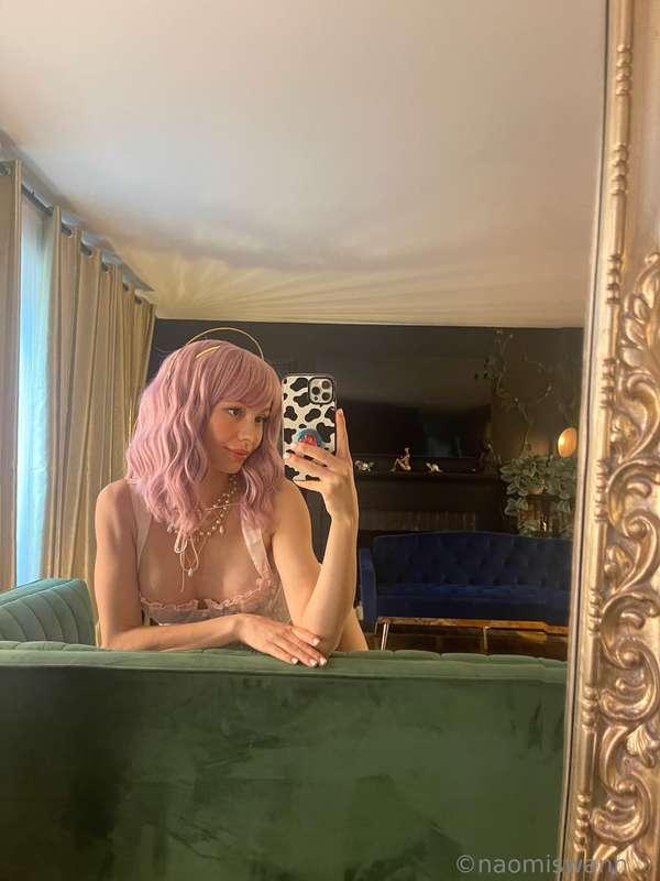 Never met a mirror I didn't like 🥰