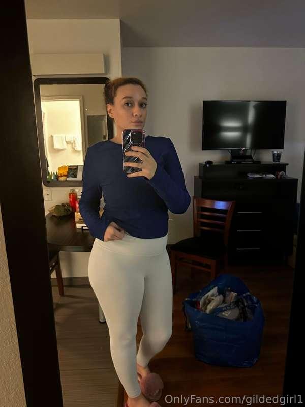 I've been loving blue lately 🧿🪬