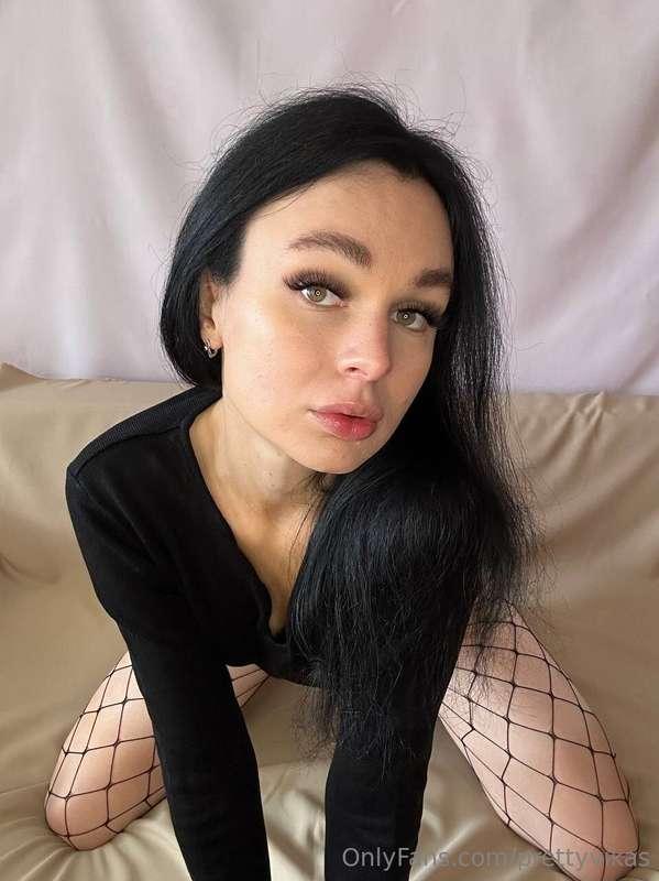 Am I your Valentine this year? 💘