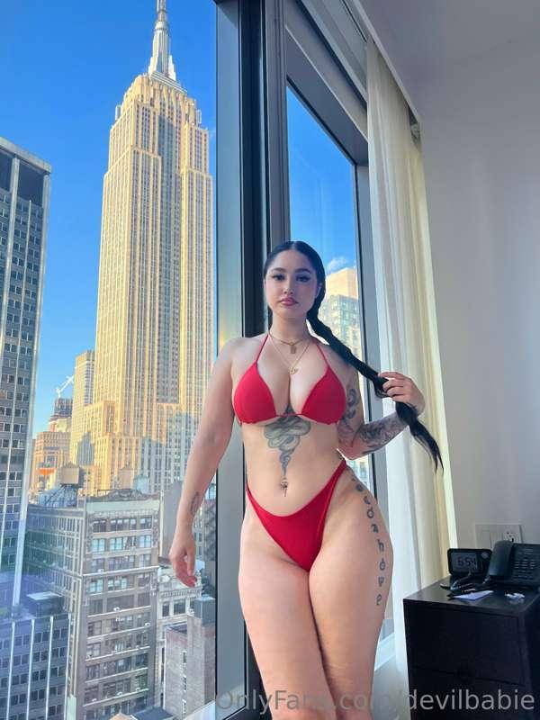 eyes up here
