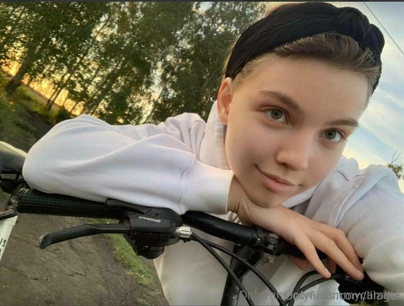 𝐅𝐫𝐞𝐞 𝐬𝐮𝐛𝐬𝐜𝐫𝐢𝐩𝐭𝐢𝐨𝐧 𝐎𝐍𝐋𝐘 𝐓𝐎𝐃𝐀𝐘 👉🏻 @cammycamilla 👈🏻This cutie w..