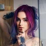 very_hot_babe