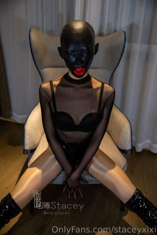 How about put on the female mask over this open mouth mask? ..