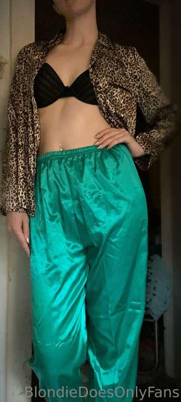 New pajamas! What ya think?