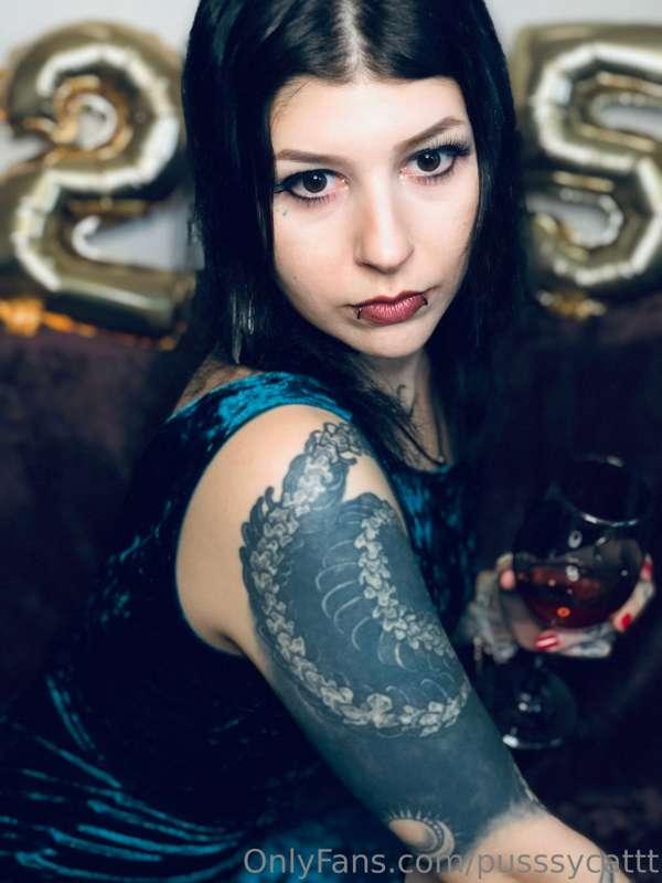 joannewinters2 image #4