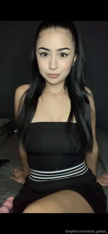 Hiiii you guys anyone wanna see my new masturbating video? 😏..