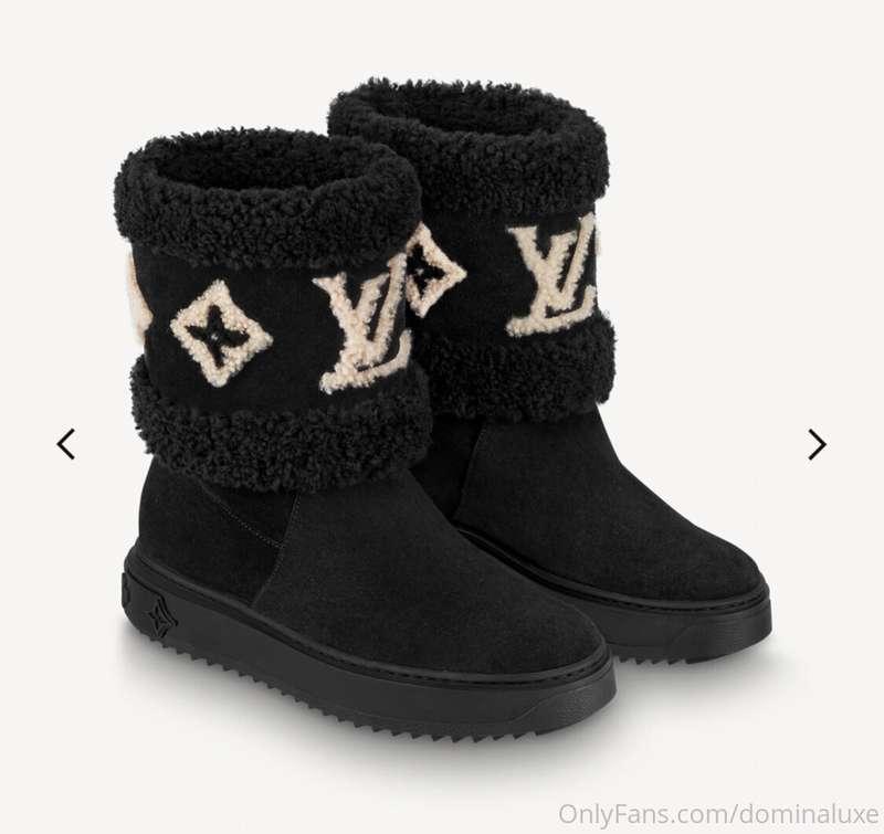 Here’s my Xmas Wishlist album. 🎁💖🤩