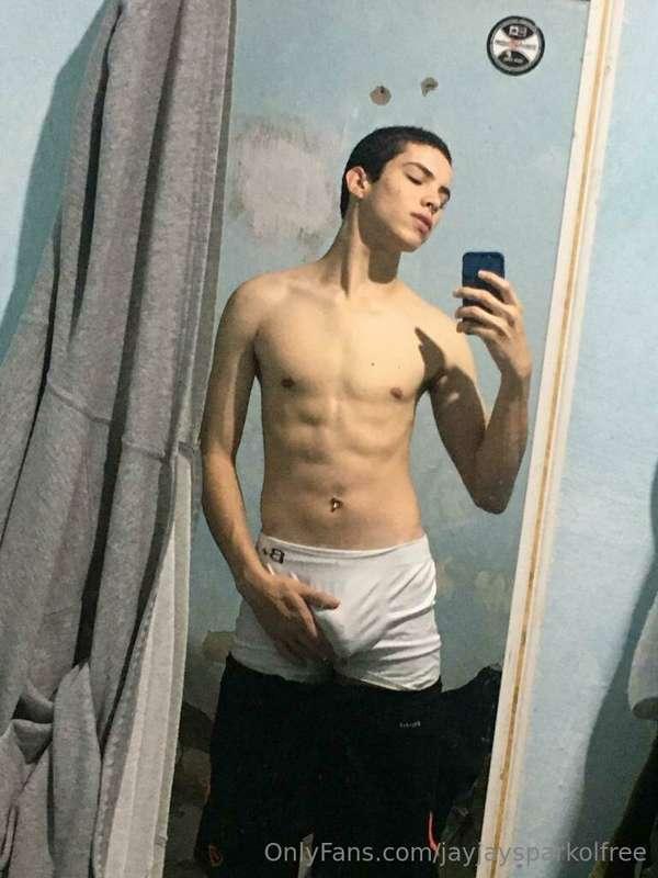 Can you make me hard?🙃 VIP💦👉 @jayjaysparkol