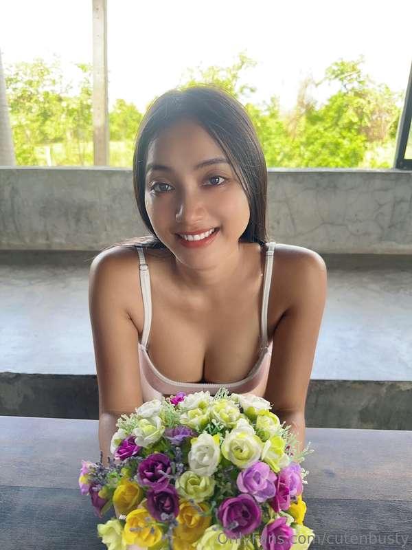 am I your favorite kind of flower? 💐