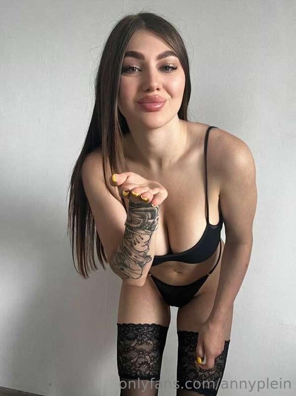 Kisses to you, my dear 👅💋