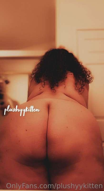 A lil somethin’ for your Monday night.😉