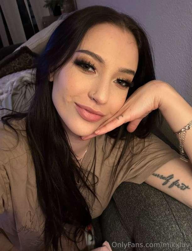 do you think i’m pretty? 🥺