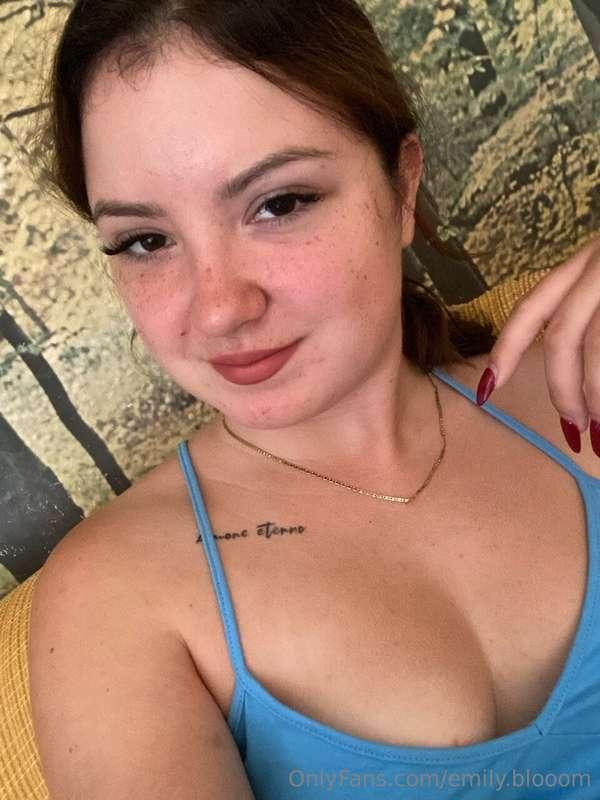 Quick selfie break 📸 Feeling good today!