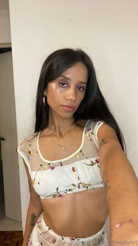 This beautiful angel wants to dominate you 😇😈
