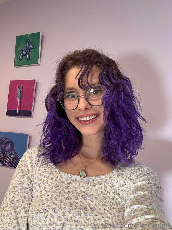 I’m going live right now on @haven.tunin 💗 I hope you can jo..