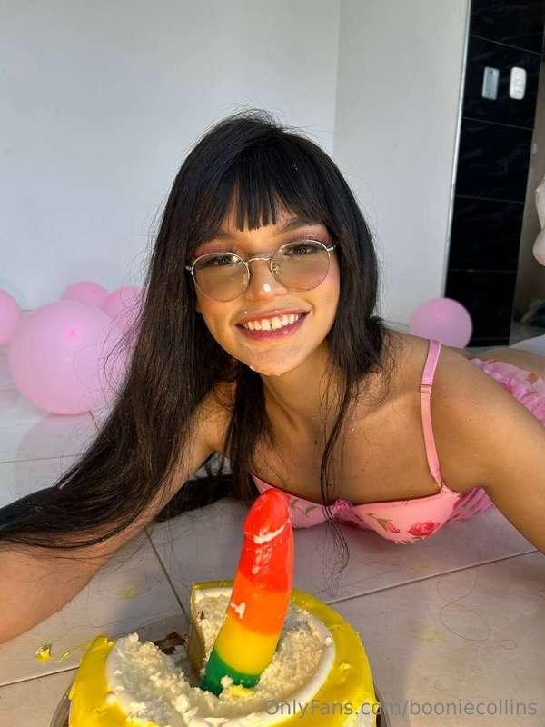 Have you seen my birthday video? 😈 Message me for the discou..